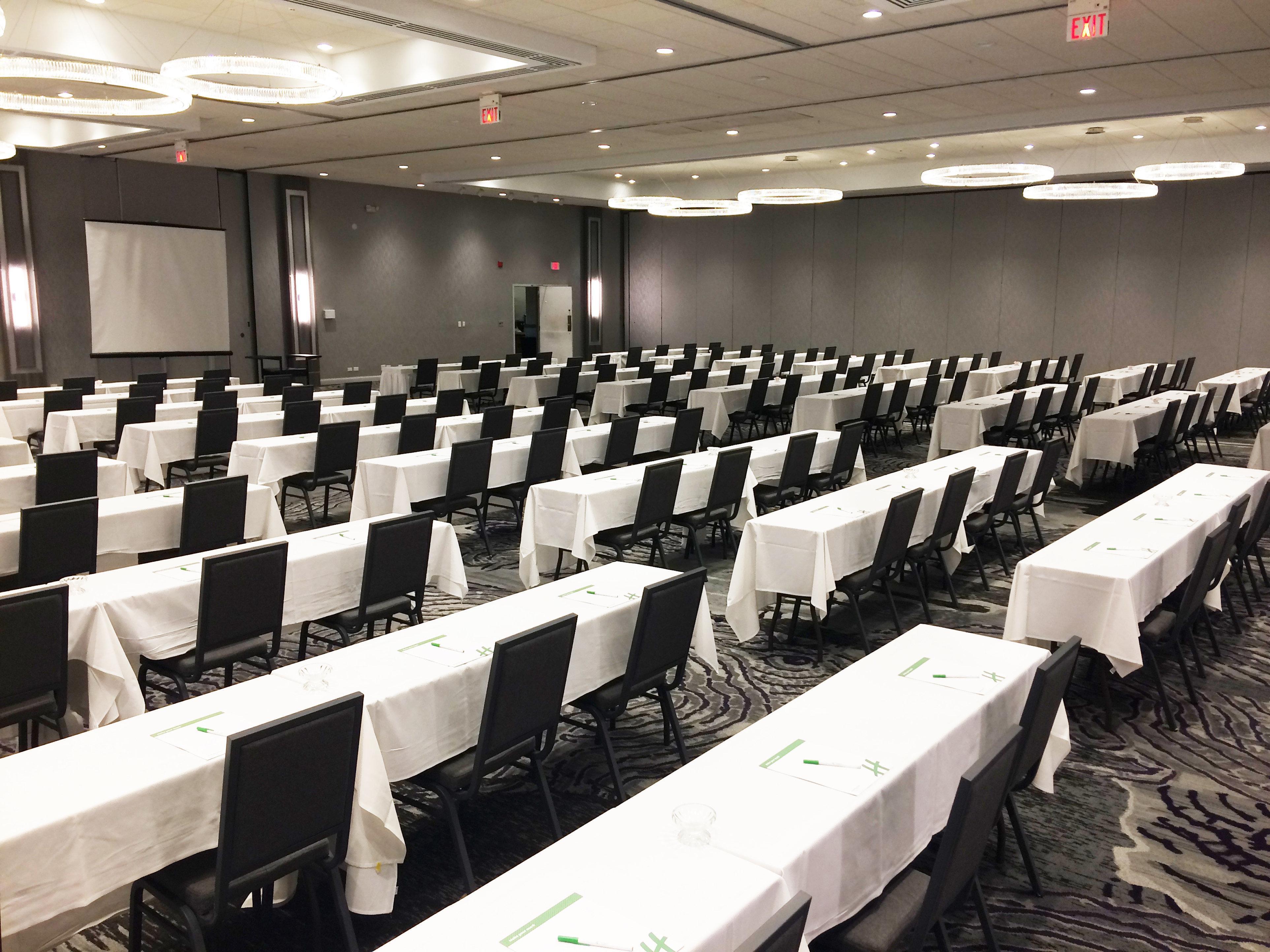 Holiday Inn Chicago Nw Crystal Lk Conv Ctr By Ihg Crystal Lake Εξωτερικό φωτογραφία