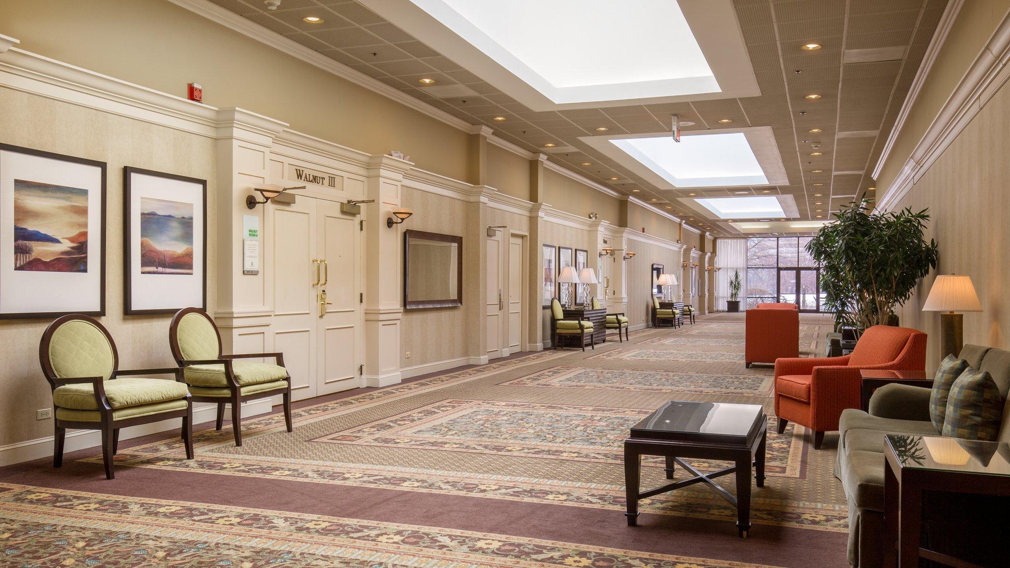 Holiday Inn Chicago Nw Crystal Lk Conv Ctr By Ihg Crystal Lake Εξωτερικό φωτογραφία