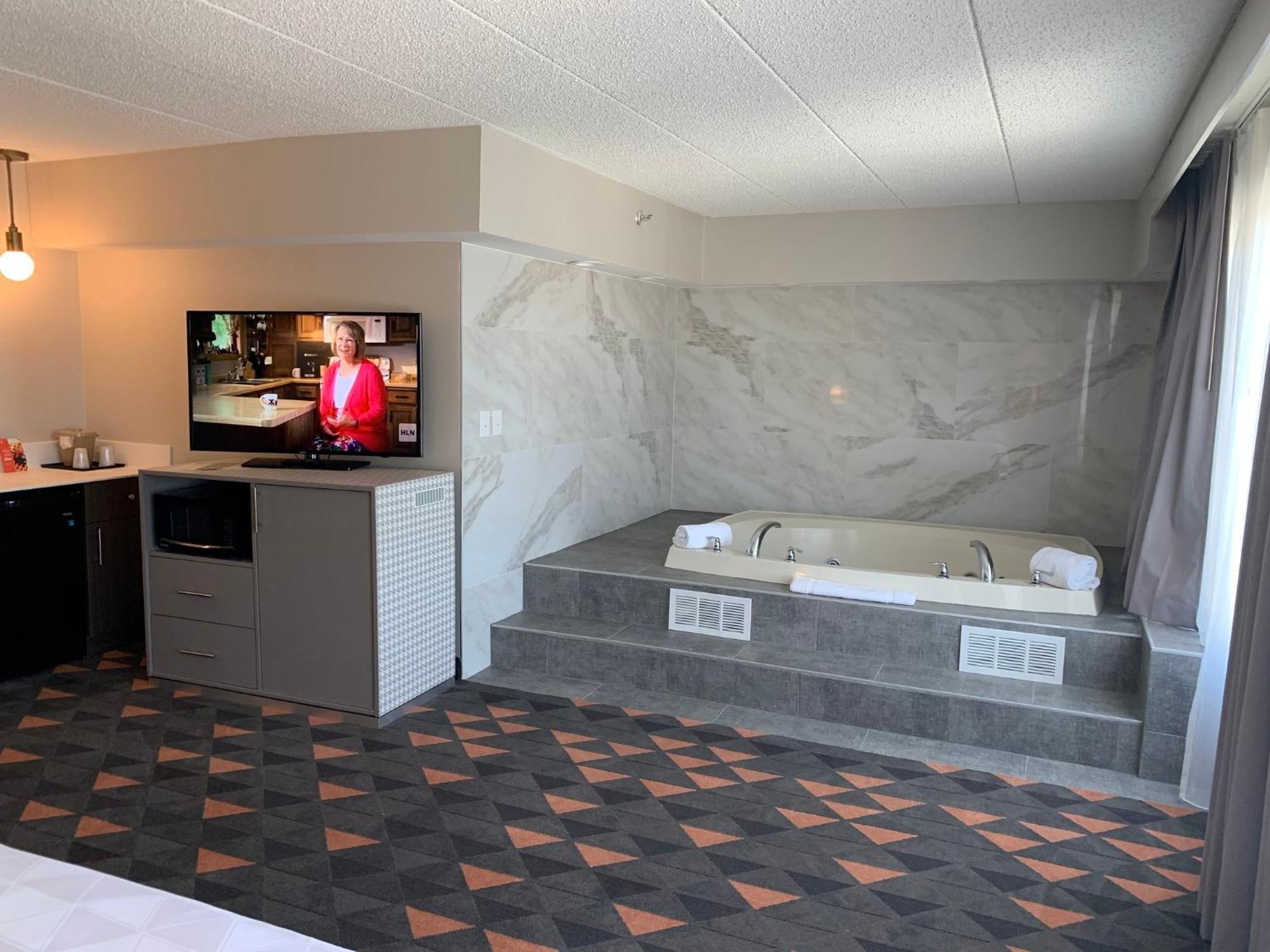 Holiday Inn Chicago Nw Crystal Lk Conv Ctr By Ihg Crystal Lake Εξωτερικό φωτογραφία